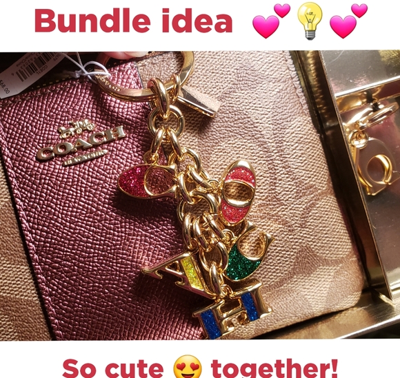 NEW Coach Wristlet with 2 Charms - Picture 6 of 6